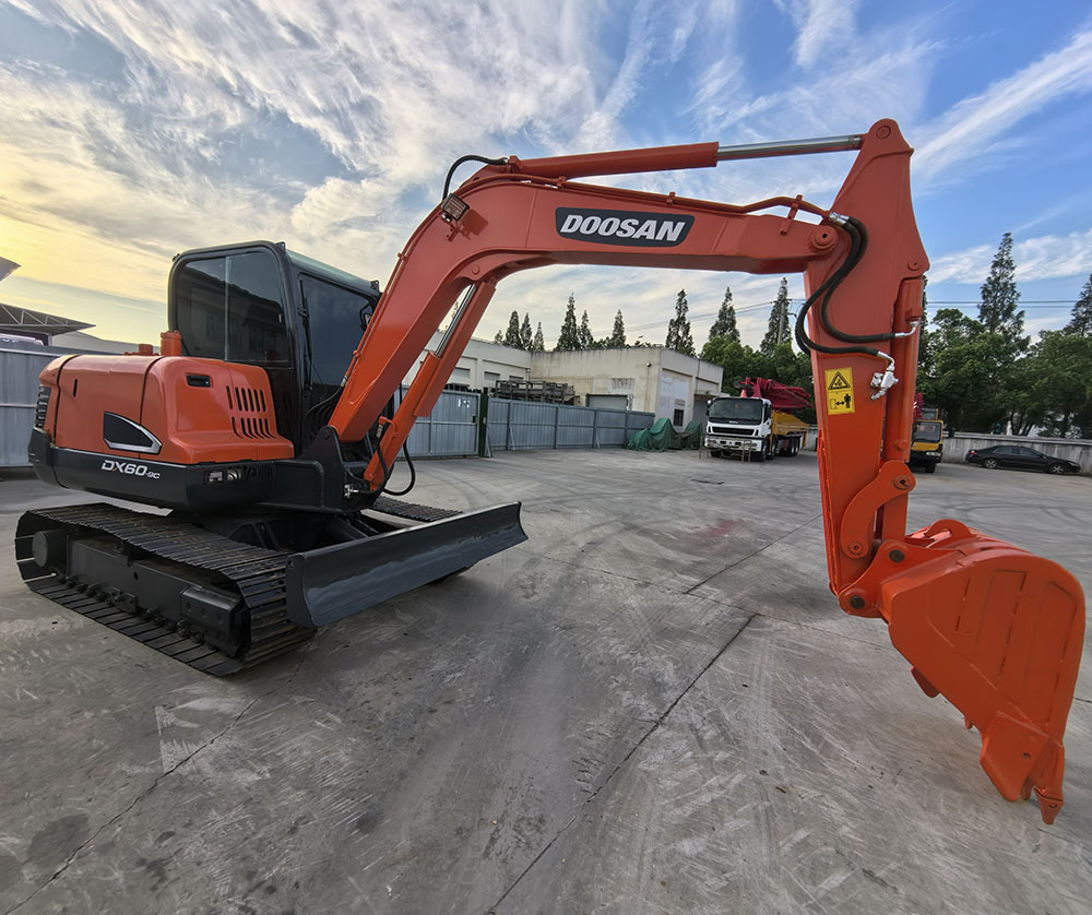 Doosan Dx60  Crawler Excavator - Telakaivukone: kuva  Doosan Dx60  Crawler Excavator - Telakaivukone Doosan Dx60  Crawler Excavator - Telakaivukone: kuva  Doosan Dx60  Crawler Excavator - Telakaivukone