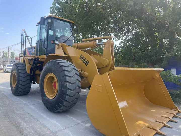 Good condition Used Japan Wheel loader Caterpillar 966H front loader - Pyöräkuormaaja: kuva Good condition Used Japan Wheel loader Caterpillar 966H front loader - Pyöräkuormaaja Good condition Used Japan Wheel loader Caterpillar 966H front loader - Pyöräkuormaaja: kuva Good condition Used Japan Wheel loader Caterpillar 966H front loader - Pyöräkuormaaja