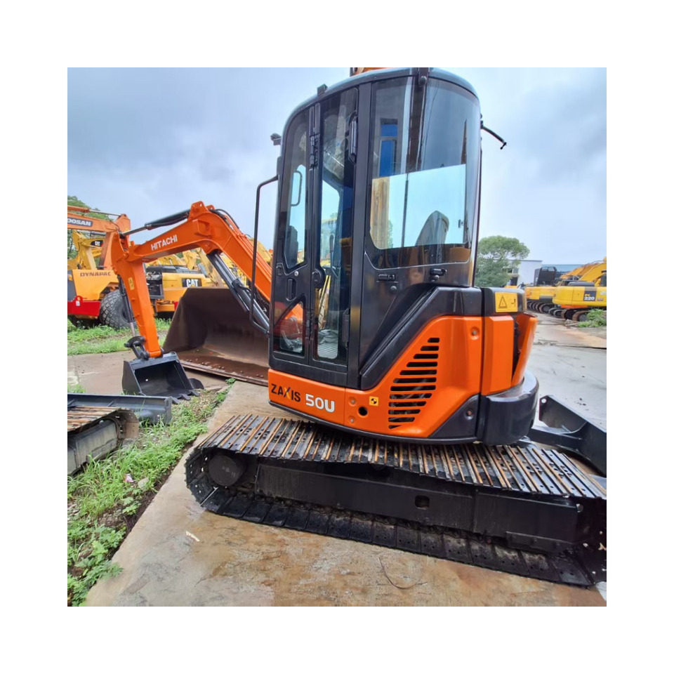 Hitachi ZX50 Excavator - Telakaivukone: kuva Hitachi ZX50 Excavator - Telakaivukone Hitachi ZX50 Excavator - Telakaivukone: kuva Hitachi ZX50 Excavator - Telakaivukone