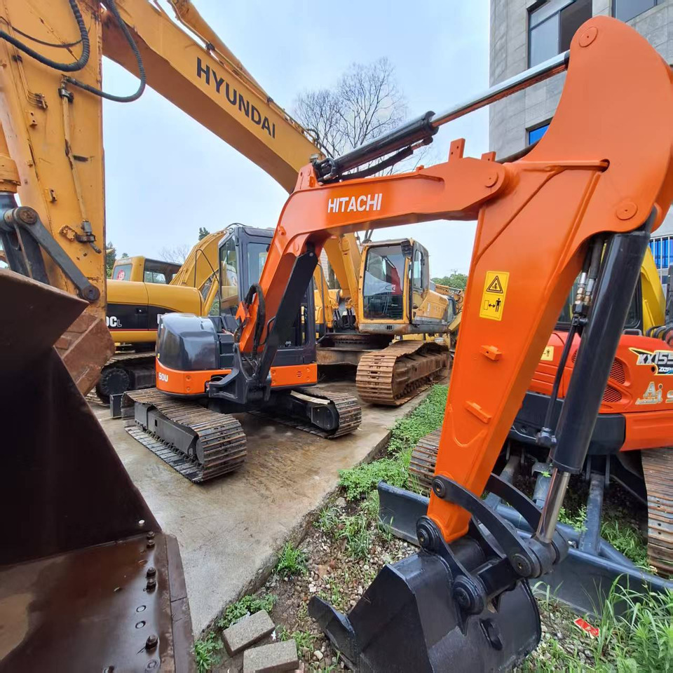 Hitachi ZX50 Excavator - Telakaivukone: kuva Hitachi ZX50 Excavator - Telakaivukone Hitachi ZX50 Excavator - Telakaivukone: kuva Hitachi ZX50 Excavator - Telakaivukone