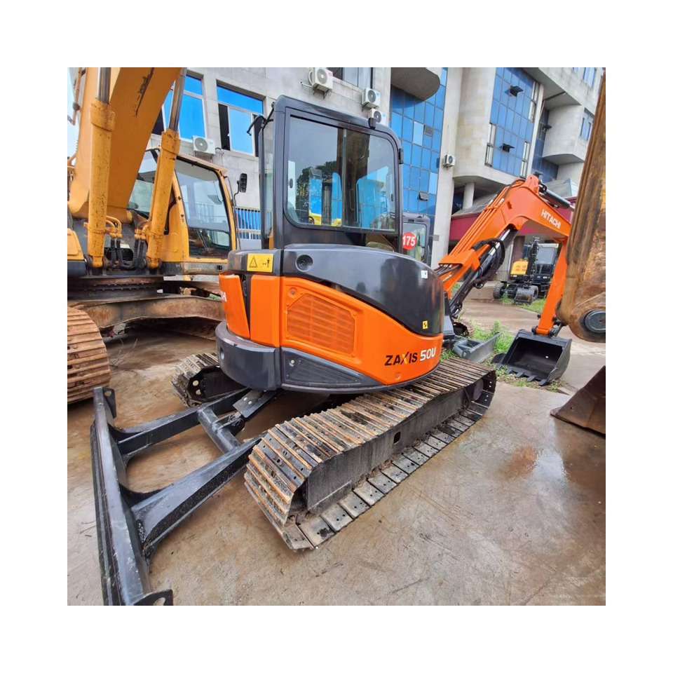 Hitachi ZX50U Excavator - Telakaivukone: kuva Hitachi ZX50U Excavator - Telakaivukone Hitachi ZX50U Excavator - Telakaivukone: kuva Hitachi ZX50U Excavator - Telakaivukone