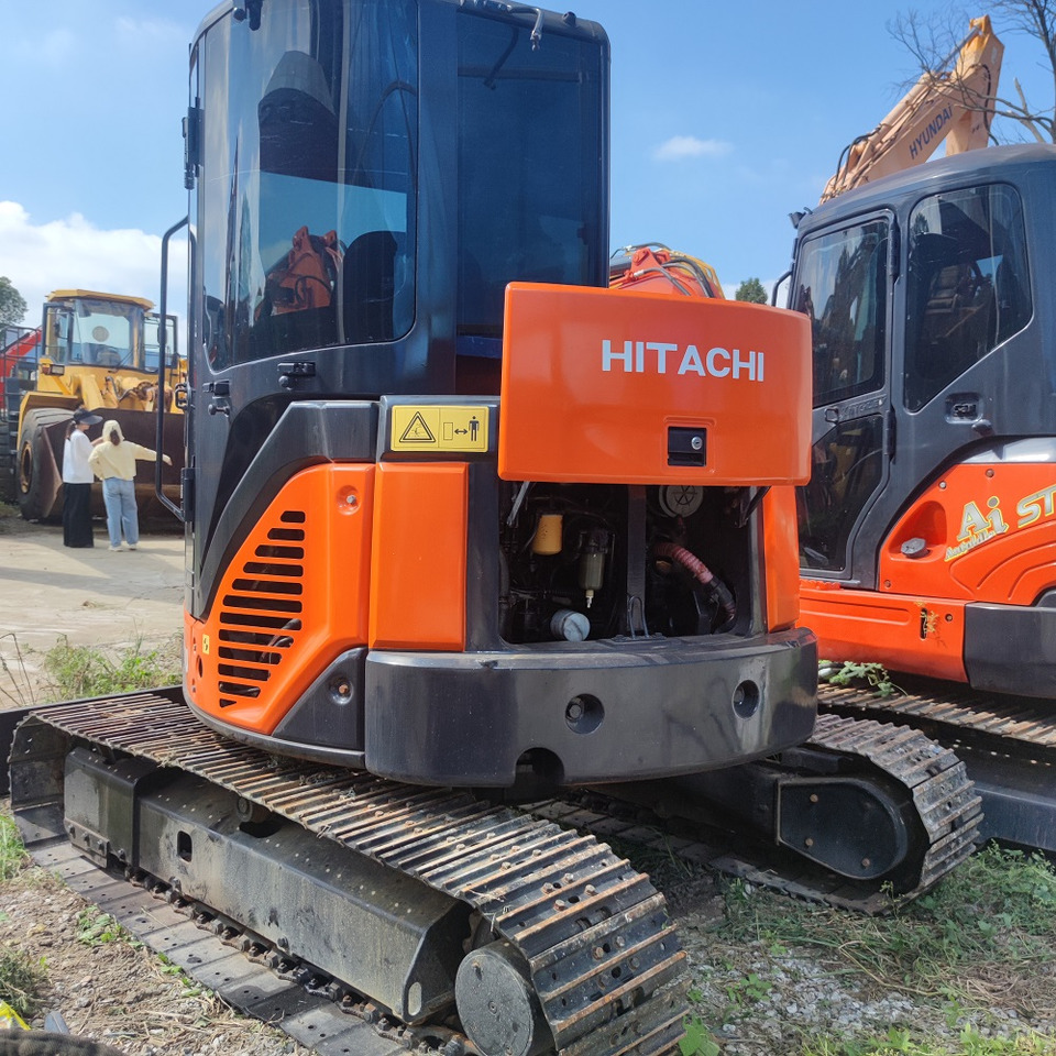 Hitachi ZX50U Excavator - Telakaivukone: kuva Hitachi ZX50U Excavator - Telakaivukone Hitachi ZX50U Excavator - Telakaivukone: kuva Hitachi ZX50U Excavator - Telakaivukone