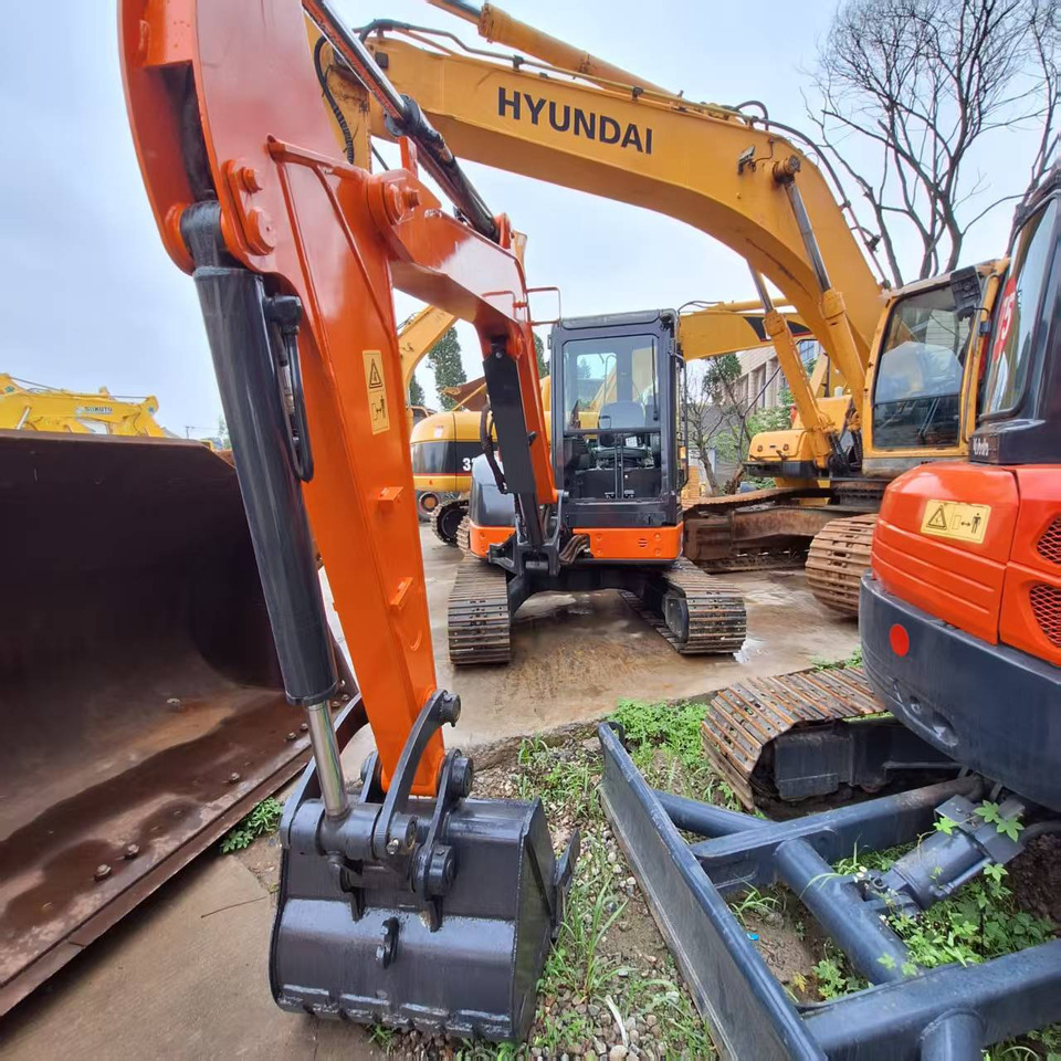 Hitachi ZX50U Excavator - Telakaivukone: kuva Hitachi ZX50U Excavator - Telakaivukone Hitachi ZX50U Excavator - Telakaivukone: kuva Hitachi ZX50U Excavator - Telakaivukone