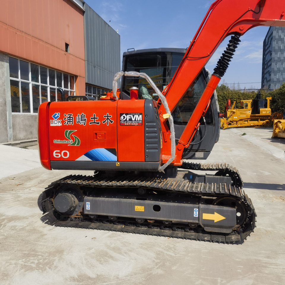 Hitachi ZX60 Excavator - Telakaivukone: kuva Hitachi ZX60 Excavator - Telakaivukone Hitachi ZX60 Excavator - Telakaivukone: kuva Hitachi ZX60 Excavator - Telakaivukone