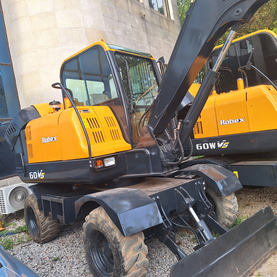 Hyundai 60vs excavator - Pyöräalustainen kaivinkone: kuva Hyundai 60vs excavator - Pyöräalustainen kaivinkone Hyundai 60vs excavator - Pyöräalustainen kaivinkone: kuva Hyundai 60vs excavator - Pyöräalustainen kaivinkone