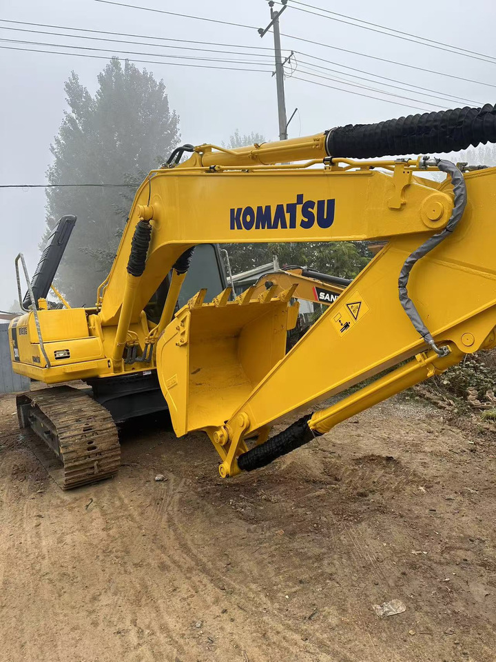 Komatsu PC200-7 excavator - Telakaivukone: kuva Komatsu PC200-7 excavator - Telakaivukone Komatsu PC200-7 excavator - Telakaivukone: kuva Komatsu PC200-7 excavator - Telakaivukone