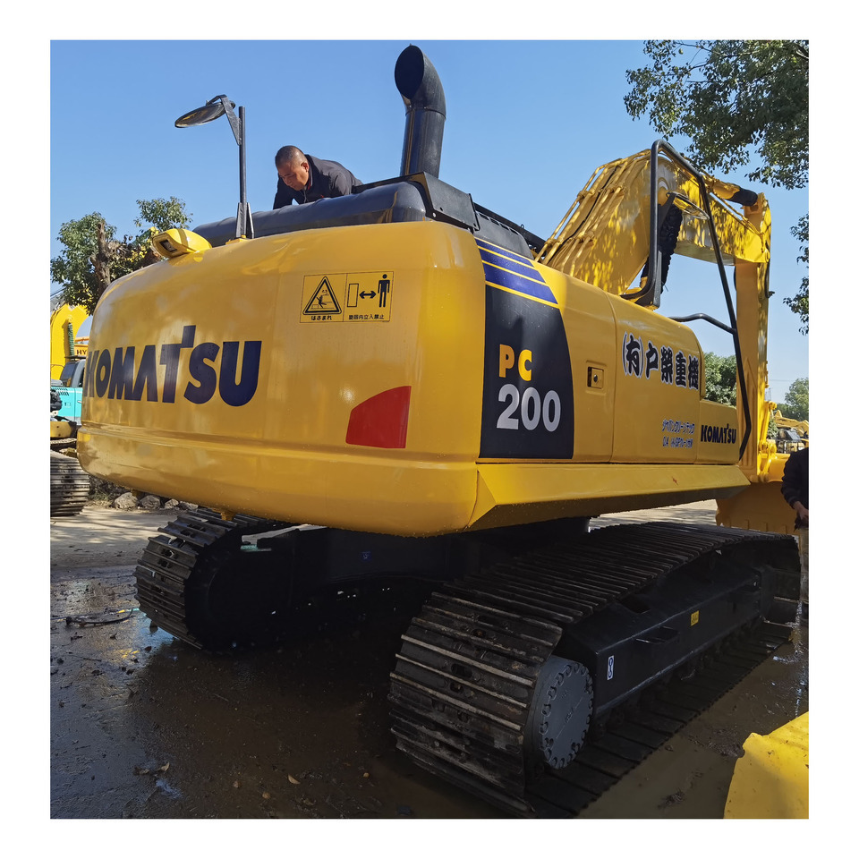 Komatsu PC200-8 Excavator - Telakaivukone: kuva  Komatsu PC200-8 Excavator - Telakaivukone Komatsu PC200-8 Excavator - Telakaivukone: kuva  Komatsu PC200-8 Excavator - Telakaivukone