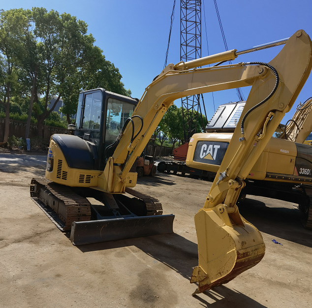 Komatsu PC55MR - Minikuormaaja: kuva Komatsu PC55MR - Minikuormaaja Komatsu PC55MR - Minikuormaaja: kuva Komatsu PC55MR - Minikuormaaja