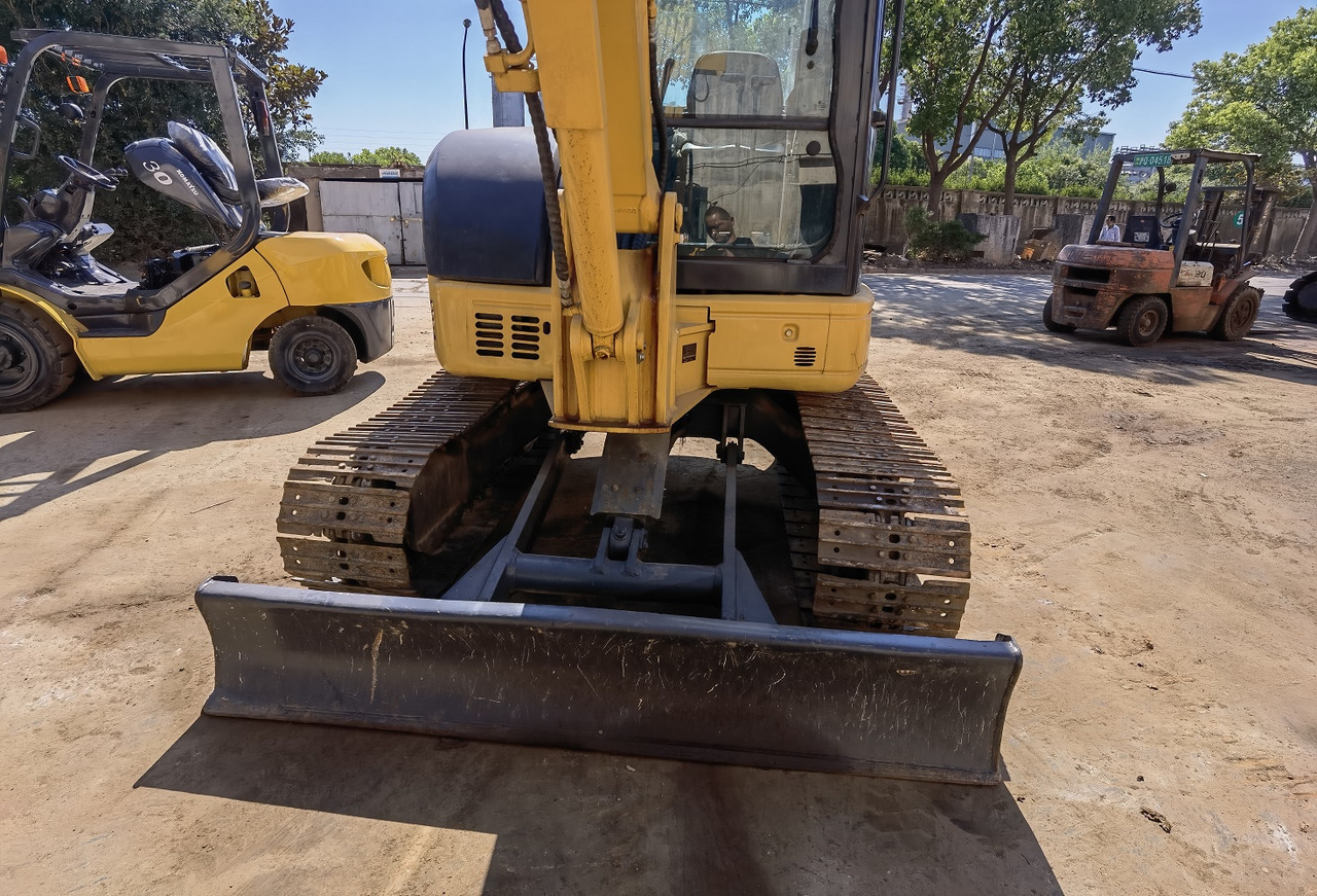 Komatsu PC55MR - Minikuormaaja: kuva Komatsu PC55MR - Minikuormaaja Komatsu PC55MR - Minikuormaaja: kuva Komatsu PC55MR - Minikuormaaja