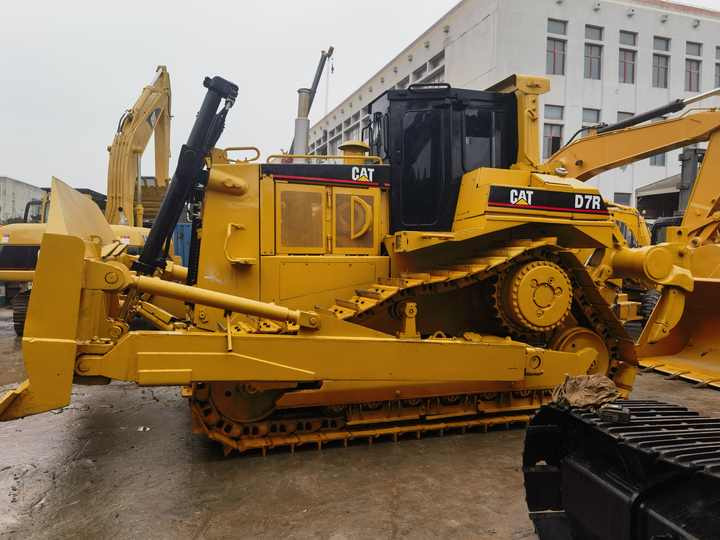 Second Hand CAT D8R Dozer Caterpillar Used D7R D8R tractor bulldozer with good engine for sale - Puskutraktori: kuva Second Hand CAT D8R Dozer Caterpillar Used D7R D8R tractor bulldozer with good engine for sale - Puskutraktori Second Hand CAT D8R Dozer Caterpillar Used D7R D8R tractor bulldozer with good engine for sale - Puskutraktori: kuva Second Hand CAT D8R Dozer Caterpillar Used D7R D8R tractor bulldozer with good engine for sale - Puskutraktori