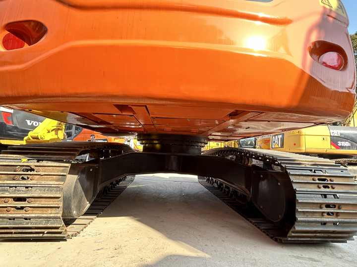 Second Hand Doosan Excavator Crawler DX225LC-9C crawler Used Excavator For Sale in shanghai yard - Telakaivukone: kuva Second Hand Doosan Excavator Crawler DX225LC-9C crawler Used Excavator For Sale in shanghai yard - Telakaivukone Second Hand Doosan Excavator Crawler DX225LC-9C crawler Used Excavator For Sale in shanghai yard - Telakaivukone: kuva Second Hand Doosan Excavator Crawler DX225LC-9C crawler Used Excavator For Sale in shanghai yard - Telakaivukone