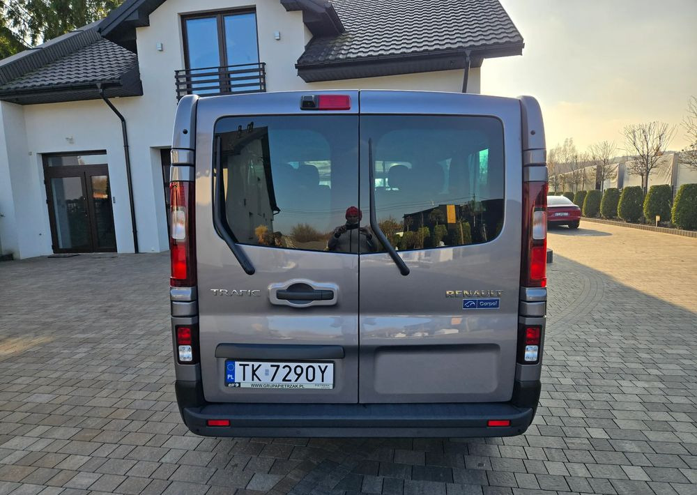 Renault Trafic Grand SpaceClass 2.0 dCi EDC - Henkilöauto: kuva Renault Trafic Grand SpaceClass 2.0 dCi EDC - Henkilöauto Renault Trafic Grand SpaceClass 2.0 dCi EDC - Henkilöauto: kuva Renault Trafic Grand SpaceClass 2.0 dCi EDC - Henkilöauto