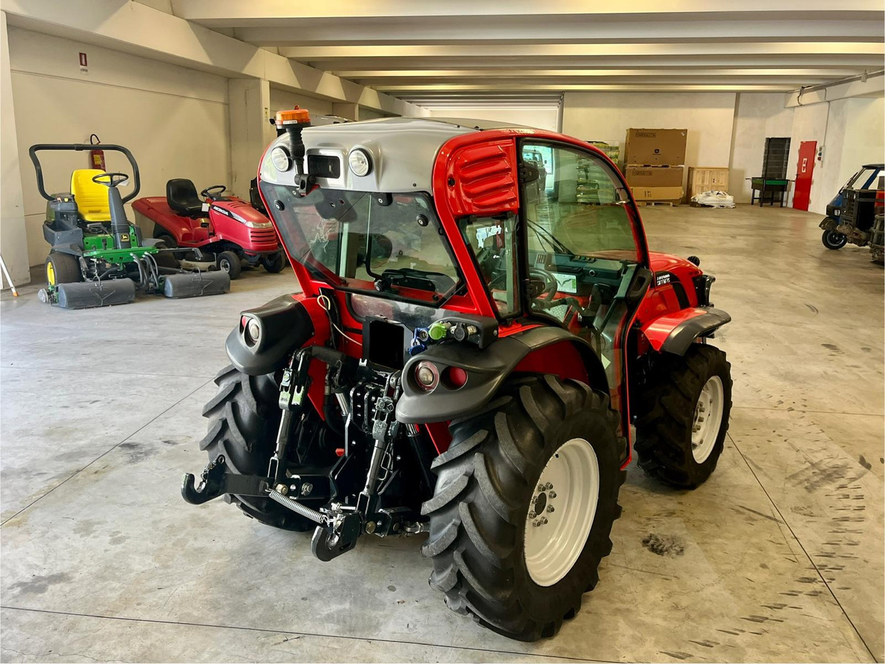 ANTONIO CARRARO TGF 7800S - Traktori: kuva ANTONIO CARRARO TGF 7800S - Traktori ANTONIO CARRARO TGF 7800S - Traktori: kuva ANTONIO CARRARO TGF 7800S - Traktori