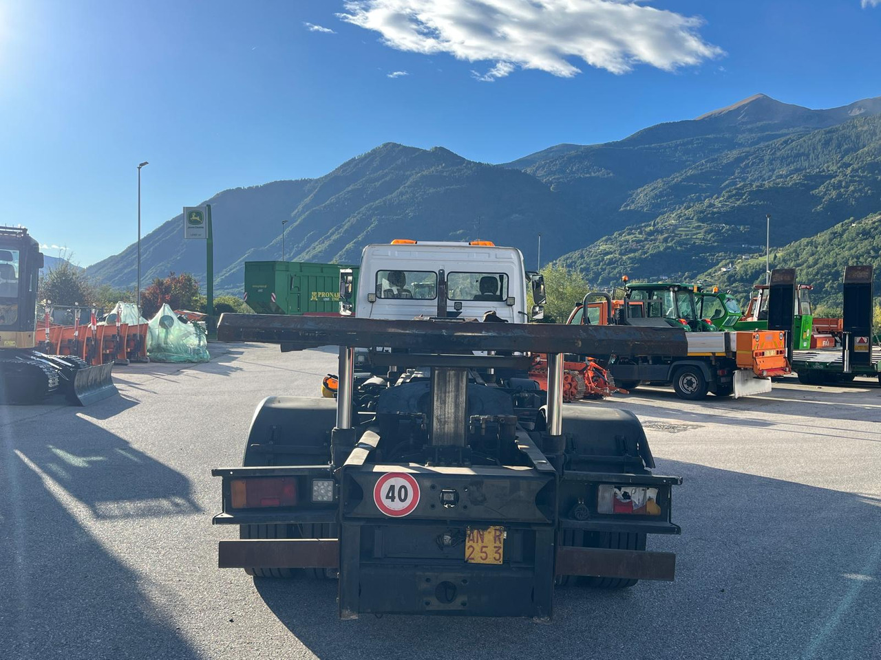 Leasing MERCEDES-BENZ KAMAG MERCEDES-BENZ KAMAG: kuva Leasing MERCEDES-BENZ KAMAG MERCEDES-BENZ KAMAG Leasing MERCEDES-BENZ KAMAG MERCEDES-BENZ KAMAG: kuva Leasing MERCEDES-BENZ KAMAG MERCEDES-BENZ KAMAG