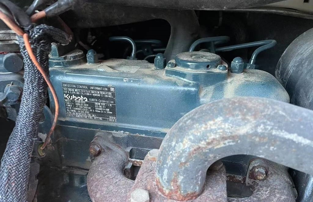 Bobcat S 70 - Liukuohjattu kuormaaja: kuva Bobcat S 70 - Liukuohjattu kuormaaja Bobcat S 70 - Liukuohjattu kuormaaja: kuva Bobcat S 70 - Liukuohjattu kuormaaja