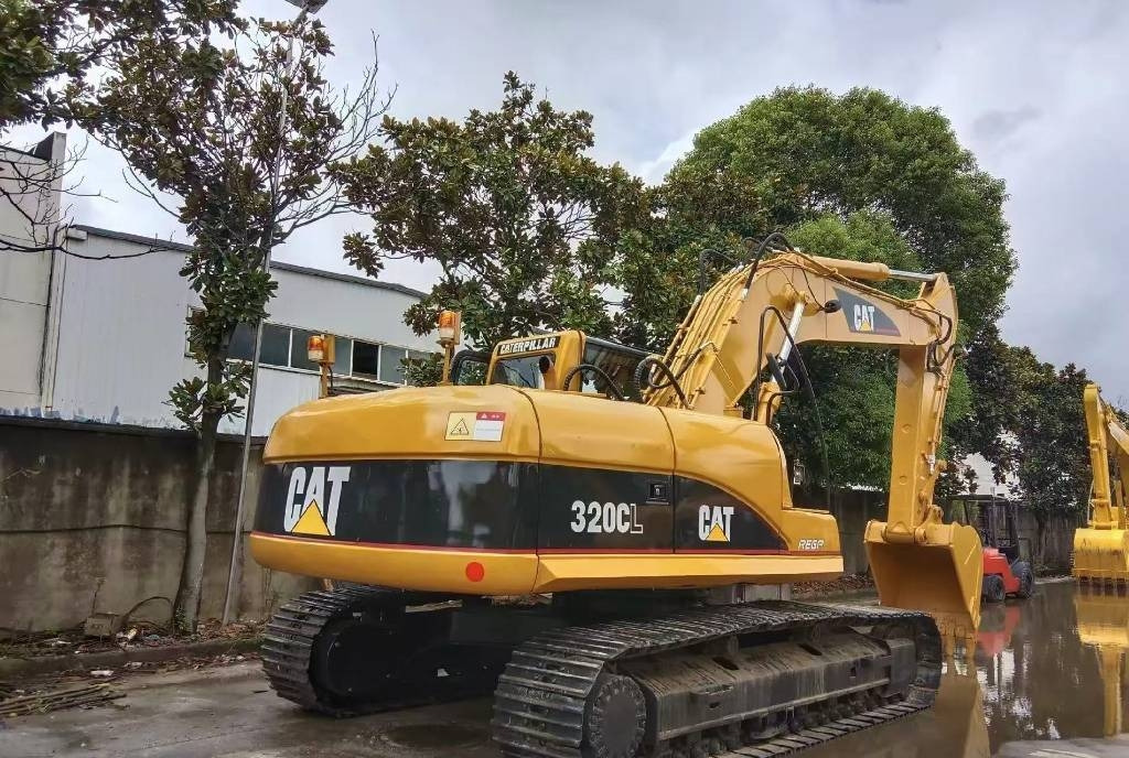 CAT 320 C - Telakaivukone: kuva CAT 320 C - Telakaivukone CAT 320 C - Telakaivukone: kuva CAT 320 C - Telakaivukone
