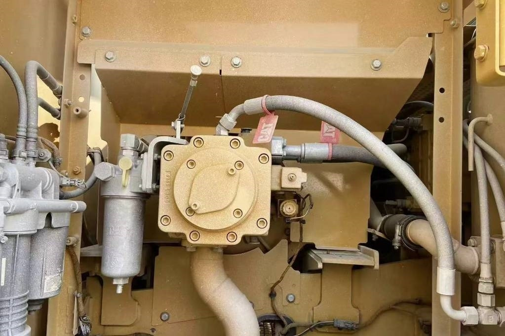 CAT 323 - Telakaivukone: kuva CAT 323 - Telakaivukone CAT 323 - Telakaivukone: kuva CAT 323 - Telakaivukone