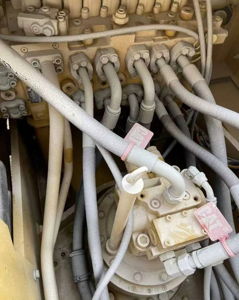 CAT 323 - Telakaivukone: kuva CAT 323 - Telakaivukone CAT 323 - Telakaivukone: kuva CAT 323 - Telakaivukone