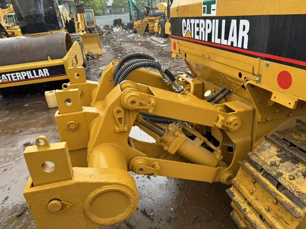 CAT D 7 G - Puskutraktori: kuva CAT D 7 G - Puskutraktori CAT D 7 G - Puskutraktori: kuva CAT D 7 G - Puskutraktori