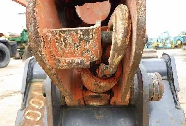 Hitachi 30 - Minikuormaaja: kuva Hitachi 30 - Minikuormaaja Hitachi 30 - Minikuormaaja: kuva Hitachi 30 - Minikuormaaja