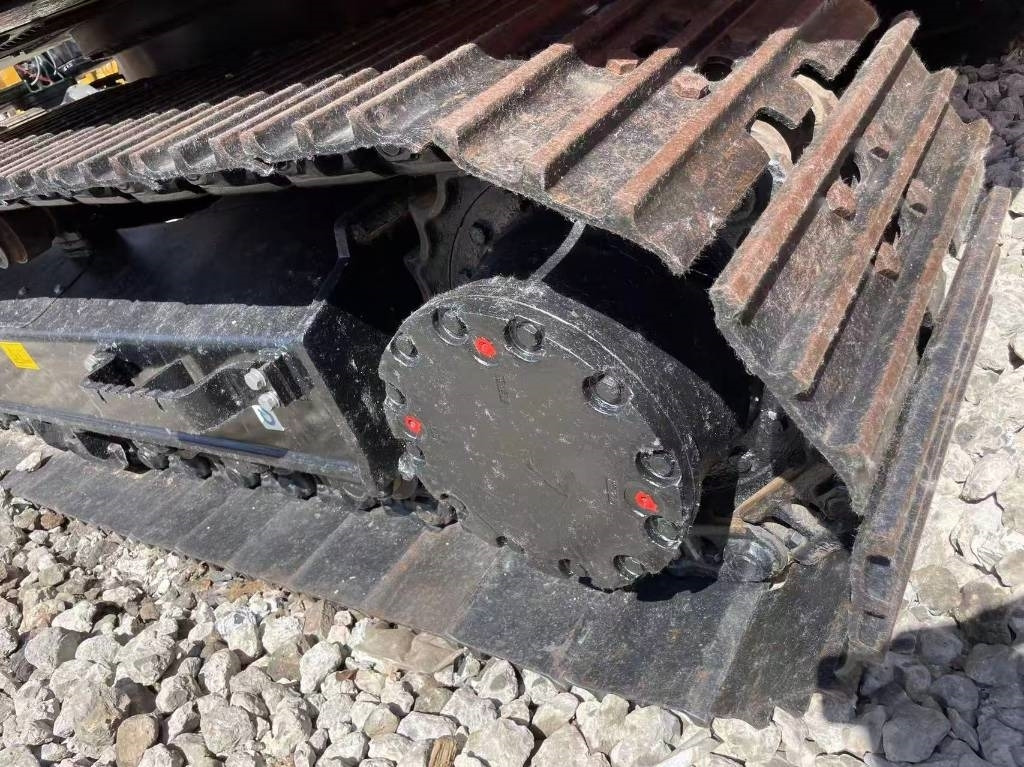 Hitachi ZX 120 - Telakaivukone: kuva Hitachi ZX 120 - Telakaivukone Hitachi ZX 120 - Telakaivukone: kuva Hitachi ZX 120 - Telakaivukone