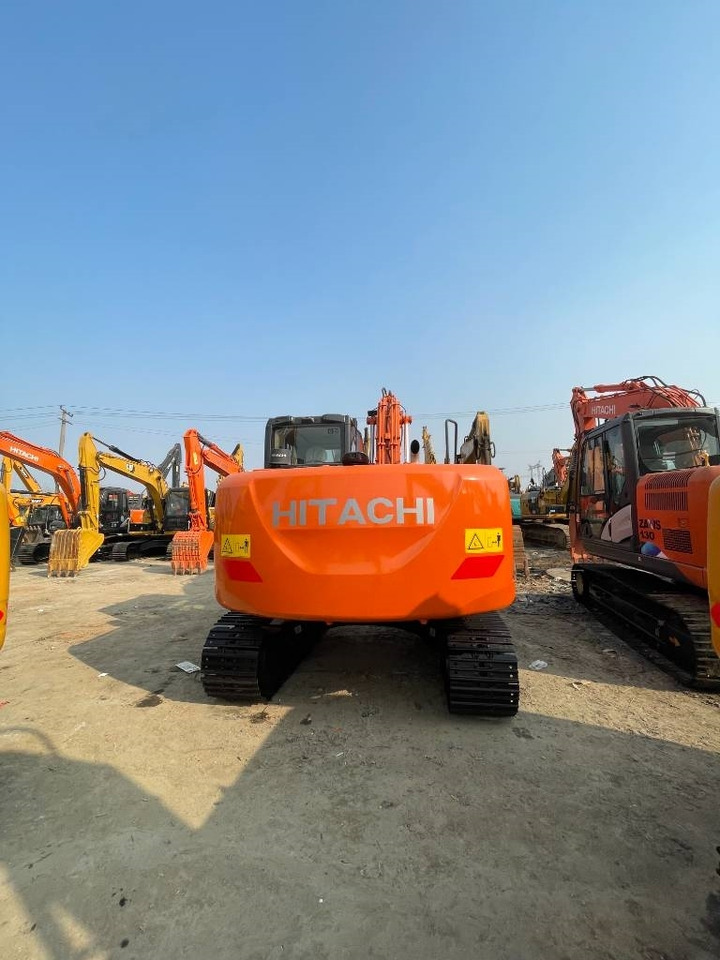 Hitachi ZX 130 H - Telakaivukone: kuva Hitachi ZX 130 H - Telakaivukone Hitachi ZX 130 H - Telakaivukone: kuva Hitachi ZX 130 H - Telakaivukone