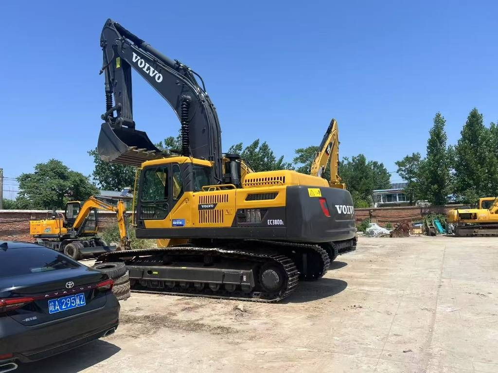 Volvo EC 380 - Telakaivukone: kuva Volvo EC 380 - Telakaivukone Volvo EC 380 - Telakaivukone: kuva Volvo EC 380 - Telakaivukone
