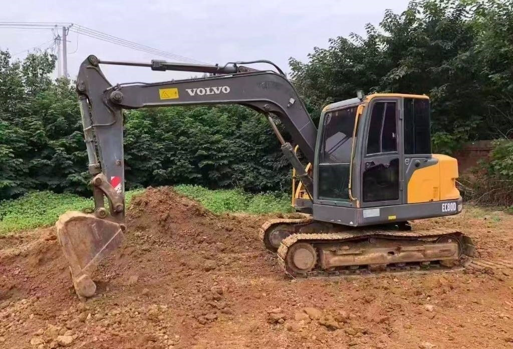 Volvo EC 80 D - Telakaivukone: kuva Volvo EC 80 D - Telakaivukone Volvo EC 80 D - Telakaivukone: kuva Volvo EC 80 D - Telakaivukone