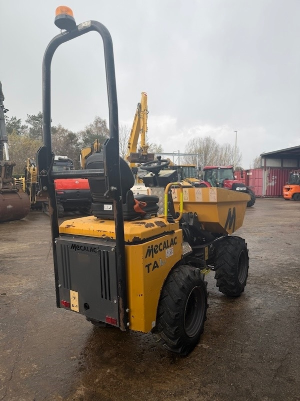 Mecalac TA 1 EH - Pikku dumpperi: kuva Mecalac TA 1 EH - Pikku dumpperi Mecalac TA 1 EH - Pikku dumpperi: kuva Mecalac TA 1 EH - Pikku dumpperi