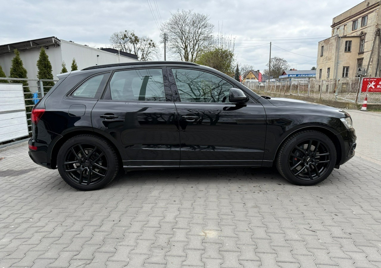 Audi SQ5 I (8R) SQ5 3.0TDI 326KM Black Edition S-tronic Panorama Nagłośnienie Hak 20 - Henkilöauto: kuva Audi SQ5 I (8R) SQ5 3.0TDI 326KM Black Edition S-tronic Panorama Nagłośnienie Hak 20 - Henkilöauto Audi SQ5 I (8R) SQ5 3.0TDI 326KM Black Edition S-tronic Panorama Nagłośnienie Hak 20 - Henkilöauto: kuva Audi SQ5 I (8R) SQ5 3.0TDI 326KM Black Edition S-tronic Panorama Nagłośnienie Hak 20 - Henkilöauto