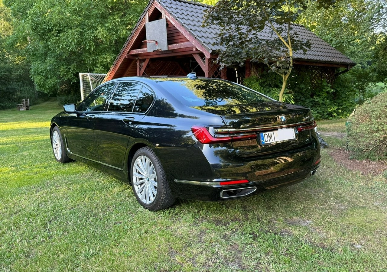 BMW SERIA 7 II (G11/G12) BMW SERIA 7 740d Xdrive 340KM Luxury+Exclusive Masaże Adaptiv Oś Lasery 2022 FV2 - Sedan: kuva BMW SERIA 7 II (G11/G12) BMW SERIA 7 740d Xdrive 340KM Luxury+Exclusive Masaże Adaptiv Oś Lasery 2022 FV2 - Sedan BMW SERIA 7 II (G11/G12) BMW SERIA 7 740d Xdrive 340KM Luxury+Exclusive Masaże Adaptiv Oś Lasery 2022 FV2 - Sedan: kuva BMW SERIA 7 II (G11/G12) BMW SERIA 7 740d Xdrive 340KM Luxury+Exclusive Masaże Adaptiv Oś Lasery 2022 FV2 - Sedan