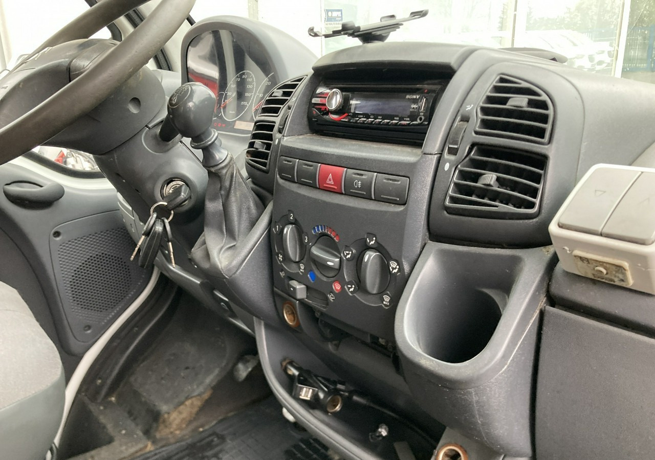 Myyntiauto Citroen Jumper Autosklep 4X4 pieczy Gastronomiczny Food Truck Foodtruck sklep bar: kuva Myyntiauto Citroen Jumper Autosklep 4X4 pieczy Gastronomiczny Food Truck Foodtruck sklep bar