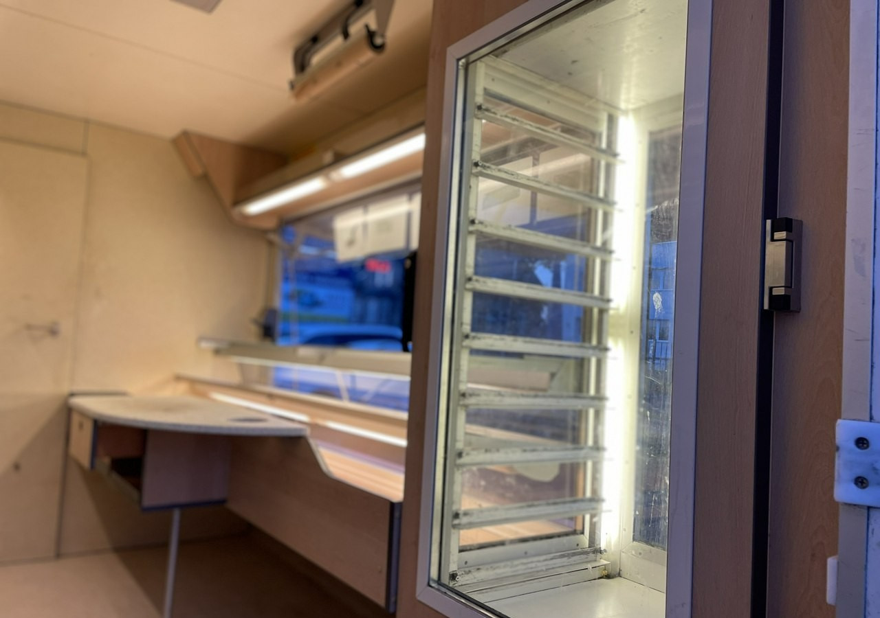 Fiat Ducato Autosklep pieczywa Gastronomiczny Food Truck Foodtruck sklep Borco - Myyntiauto: kuva Fiat Ducato Autosklep pieczywa Gastronomiczny Food Truck Foodtruck sklep Borco - Myyntiauto Fiat Ducato Autosklep pieczywa Gastronomiczny Food Truck Foodtruck sklep Borco - Myyntiauto: kuva Fiat Ducato Autosklep pieczywa Gastronomiczny Food Truck Foodtruck sklep Borco - Myyntiauto