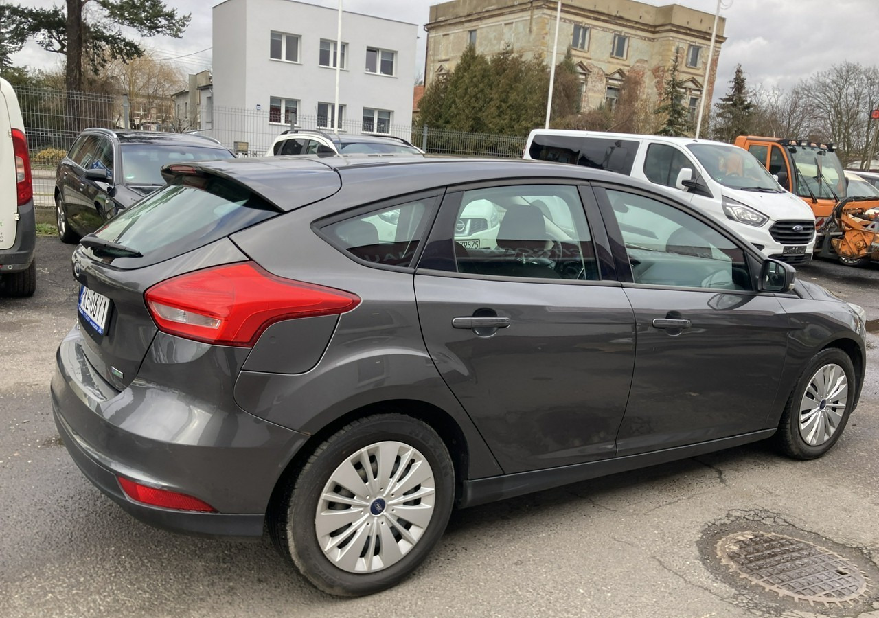Ford Focus III Focus 1.0 EcoBoost Klima Salon PL 2015 - Henkilöauto: kuva Ford Focus III Focus 1.0 EcoBoost Klima Salon PL 2015 - Henkilöauto Ford Focus III Focus 1.0 EcoBoost Klima Salon PL 2015 - Henkilöauto: kuva Ford Focus III Focus 1.0 EcoBoost Klima Salon PL 2015 - Henkilöauto