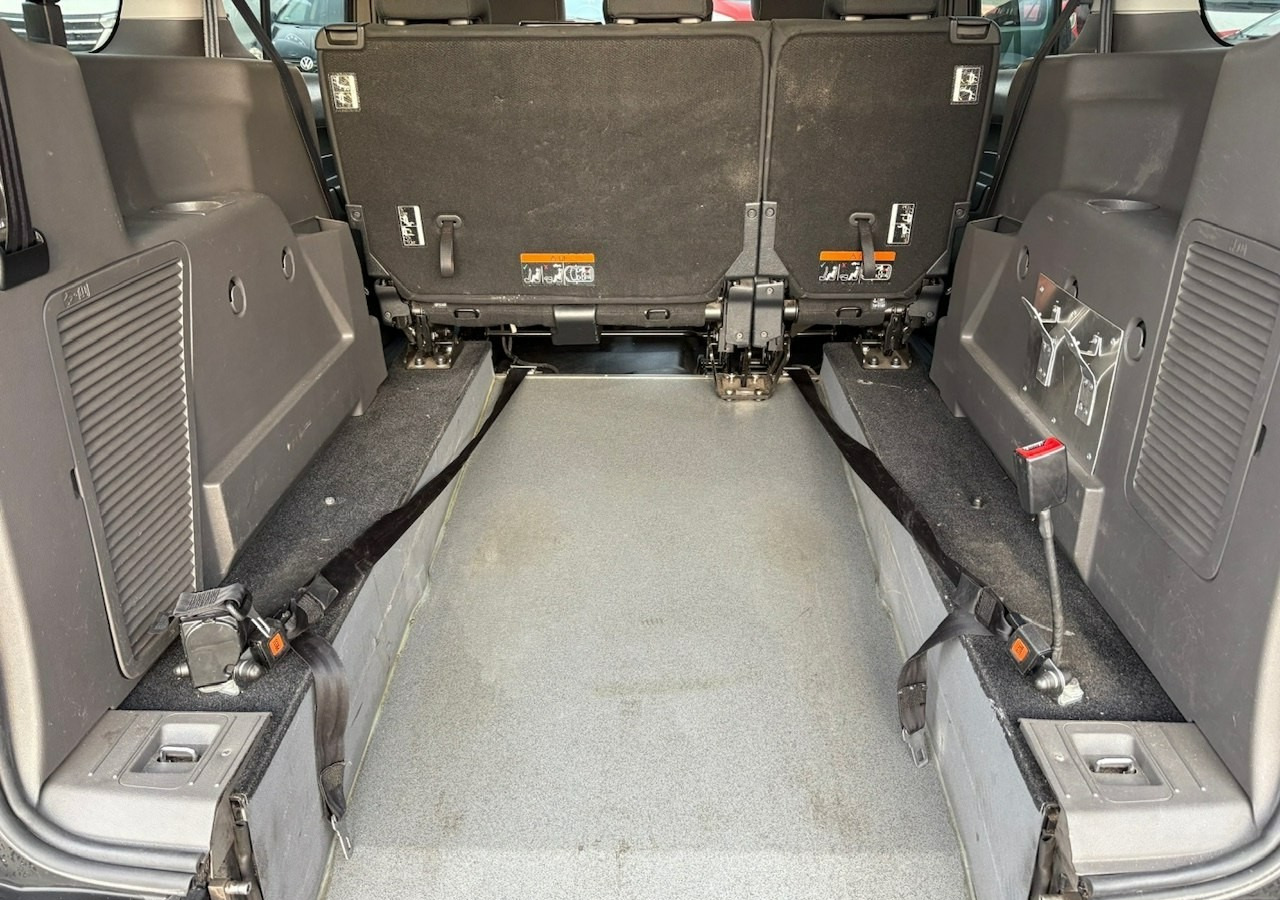 Ford Tourneo Connect II Connect Automat dla niepełnosprawnych Rampa Inwalida PFRON - Farmari: kuva Ford Tourneo Connect II Connect Automat dla niepełnosprawnych Rampa Inwalida PFRON - Farmari Ford Tourneo Connect II Connect Automat dla niepełnosprawnych Rampa Inwalida PFRON - Farmari: kuva Ford Tourneo Connect II Connect Automat dla niepełnosprawnych Rampa Inwalida PFRON - Farmari