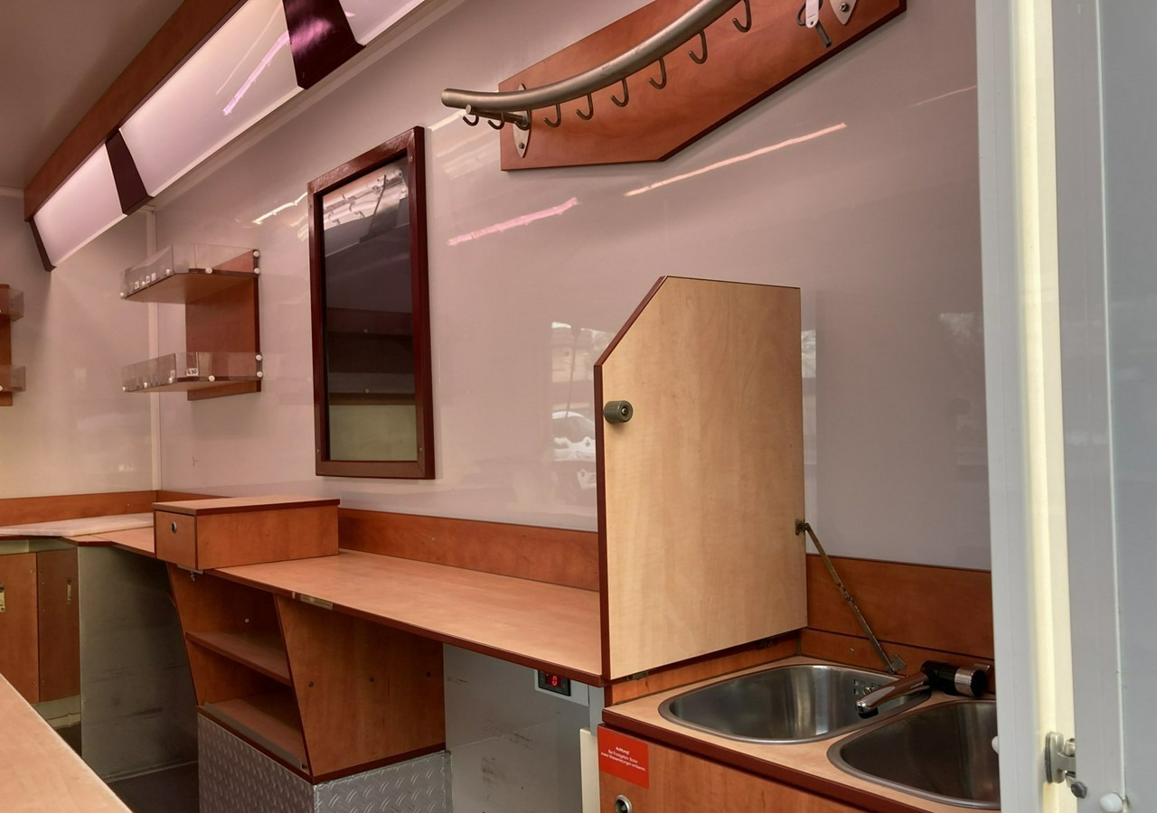 Inna Inny Autosklep wędlin Gastronomiczna food truck foodtruck sklep 2004 - Myyntivaunu: kuva  Inna Inny Autosklep wędlin Gastronomiczna food truck foodtruck sklep 2004 - Myyntivaunu Inna Inny Autosklep wędlin Gastronomiczna food truck foodtruck sklep 2004 - Myyntivaunu: kuva  Inna Inny Autosklep wędlin Gastronomiczna food truck foodtruck sklep 2004 - Myyntivaunu