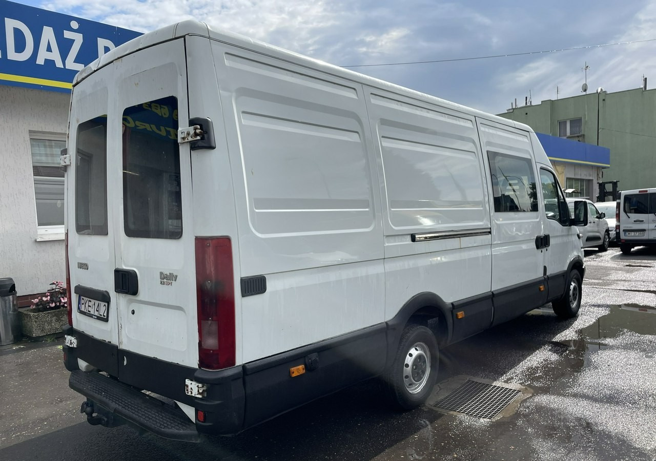 Iveco Iveco Daily 35S14 Maxi Brygadówka dokka doka 7-osobowy - Jatko-ohjaamo kevyt kuorma-auto: kuva Iveco Iveco Daily 35S14 Maxi Brygadówka dokka doka 7-osobowy - Jatko-ohjaamo kevyt kuorma-auto Iveco Iveco Daily 35S14 Maxi Brygadówka dokka doka 7-osobowy - Jatko-ohjaamo kevyt kuorma-auto: kuva Iveco Iveco Daily 35S14 Maxi Brygadówka dokka doka 7-osobowy - Jatko-ohjaamo kevyt kuorma-auto