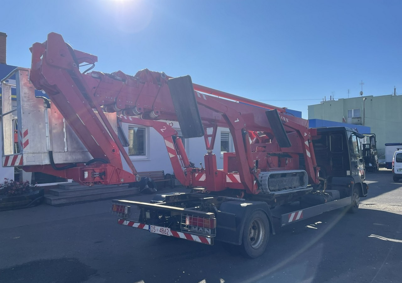MAN Inny MAN Man Podnośnik koszowy zwyżka na gąsienicach TEUPEN LIFT LEO 30H. - Tela-alustainen nostin: kuva  MAN Inny MAN Man Podnośnik koszowy zwyżka na gąsienicach TEUPEN LIFT LEO 30H. - Tela-alustainen nostin MAN Inny MAN Man Podnośnik koszowy zwyżka na gąsienicach TEUPEN LIFT LEO 30H. - Tela-alustainen nostin: kuva  MAN Inny MAN Man Podnośnik koszowy zwyżka na gąsienicach TEUPEN LIFT LEO 30H. - Tela-alustainen nostin