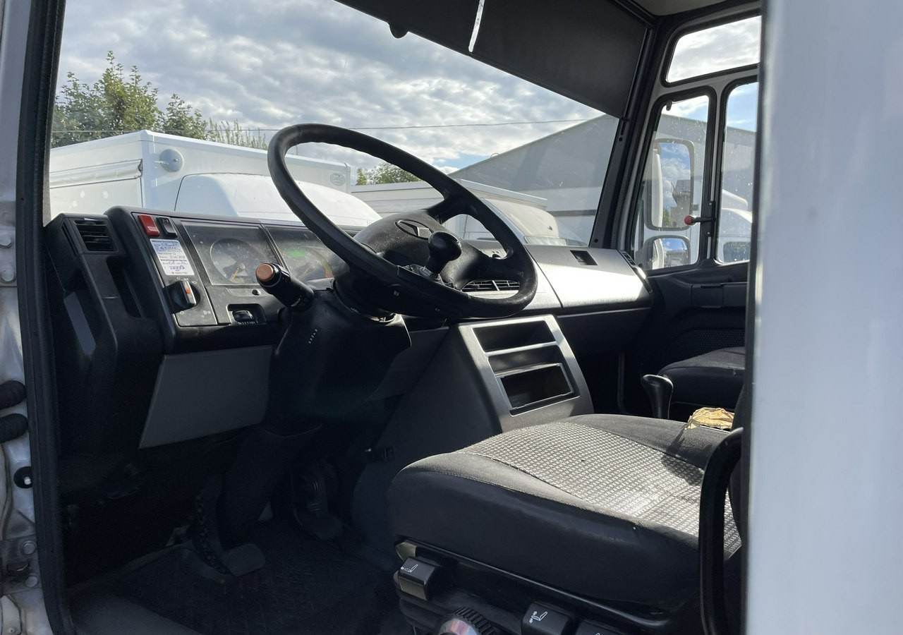 Leasing  Mercedes-Benz Inny Mercedes-Benz Autosklep Gastronomiczny Warzywniak food truck foodtruck sklep 2008 Mercedes-Benz Inny Mercedes-Benz Autosklep Gastronomiczny Warzywniak food truck foodtruck sklep 2008: kuva Leasing  Mercedes-Benz Inny Mercedes-Benz Autosklep Gastronomiczny Warzywniak food truck foodtruck sklep 2008 Mercedes-Benz Inny Mercedes-Benz Autosklep Gastronomiczny Warzywniak food truck foodtruck sklep 2008