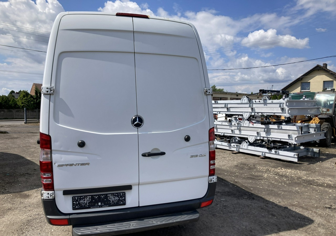 Mercedes-Benz Sprinter Sprinter 313CDI Max 2015 - Pakettiauto: kuva  Mercedes-Benz Sprinter Sprinter 313CDI Max 2015 - Pakettiauto Mercedes-Benz Sprinter Sprinter 313CDI Max 2015 - Pakettiauto: kuva  Mercedes-Benz Sprinter Sprinter 313CDI Max 2015 - Pakettiauto