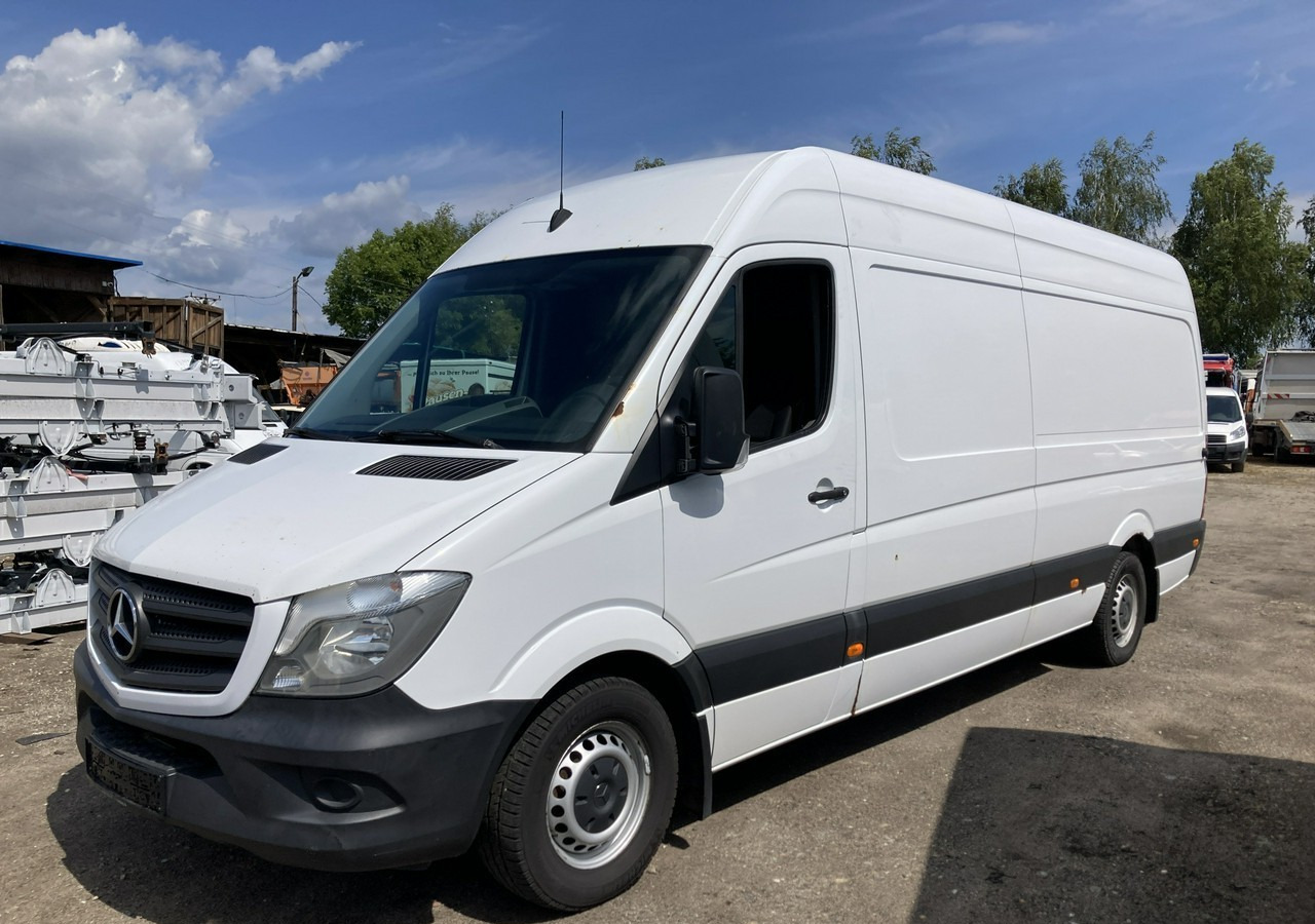 Mercedes-Benz Sprinter Sprinter 313CDI Max 2015 - Pakettiauto: kuva  Mercedes-Benz Sprinter Sprinter 313CDI Max 2015 - Pakettiauto Mercedes-Benz Sprinter Sprinter 313CDI Max 2015 - Pakettiauto: kuva  Mercedes-Benz Sprinter Sprinter 313CDI Max 2015 - Pakettiauto