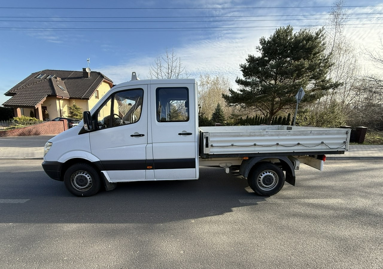 Mercedes-Benz Sprinter Sprinter 315 CDI dokka doka Brygadówka skrzynia 2007 - Avolava pakettiauto, Jatko-ohjaamo kevyt kuorma-auto: kuva Mercedes-Benz Sprinter Sprinter 315 CDI dokka doka Brygadówka skrzynia 2007 - Avolava pakettiauto, Jatko-ohjaamo kevyt kuorma-auto Mercedes-Benz Sprinter Sprinter 315 CDI dokka doka Brygadówka skrzynia 2007 - Avolava pakettiauto, Jatko-ohjaamo kevyt kuorma-auto: kuva Mercedes-Benz Sprinter Sprinter 315 CDI dokka doka Brygadówka skrzynia 2007 - Avolava pakettiauto, Jatko-ohjaamo kevyt kuorma-auto