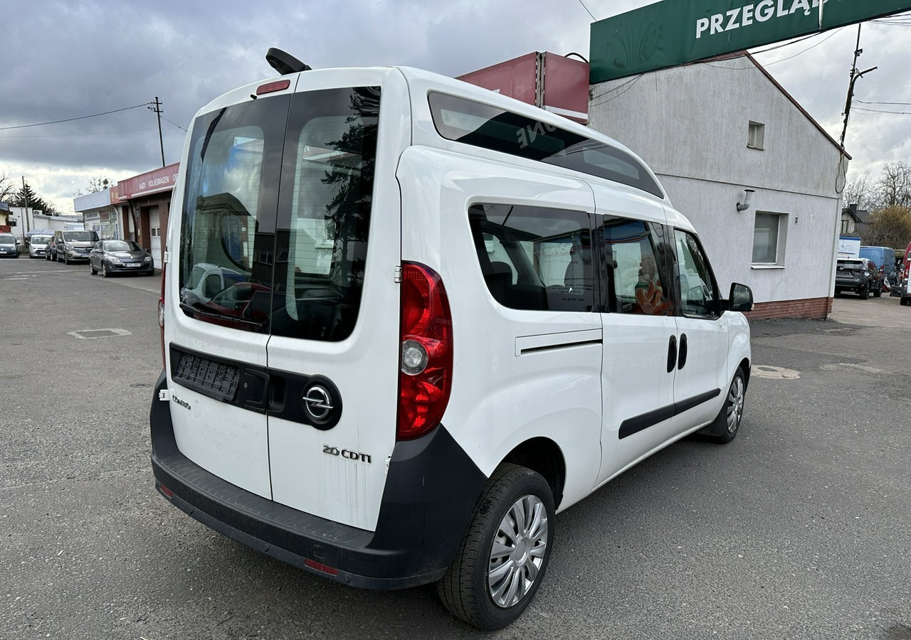 Opel Combo III 2.0CDTI Maxi Panorama Klima Kamera Webasto 2016 - Henkilöauto: kuva Opel Combo III 2.0CDTI Maxi Panorama Klima Kamera Webasto 2016 - Henkilöauto Opel Combo III 2.0CDTI Maxi Panorama Klima Kamera Webasto 2016 - Henkilöauto: kuva Opel Combo III 2.0CDTI Maxi Panorama Klima Kamera Webasto 2016 - Henkilöauto