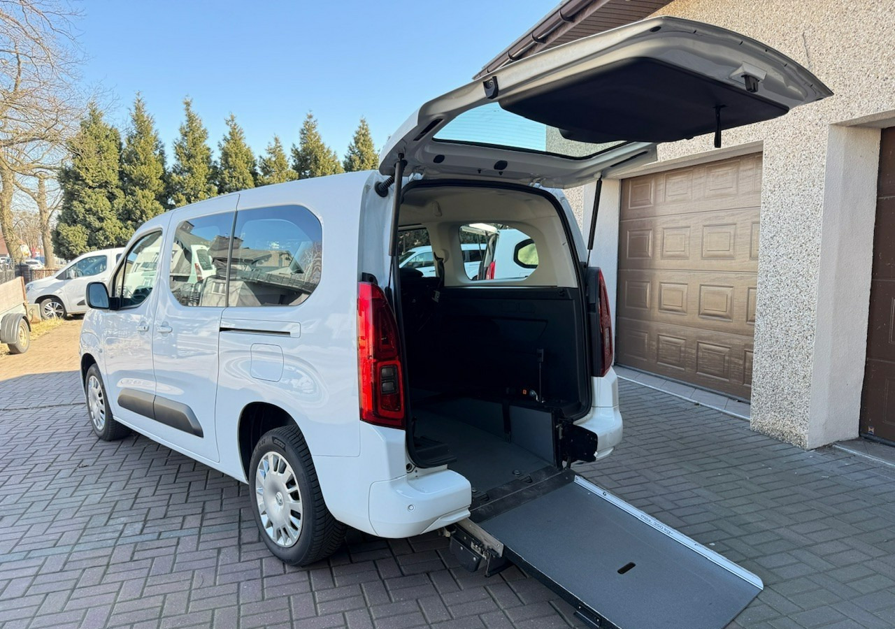 Opel Combo IV Combo Life Combo Długie Life dla Niepełnosprawnych Inwalida Rampa PFRON - Henkilöauto: kuva Opel Combo IV Combo Life Combo Długie Life dla Niepełnosprawnych Inwalida Rampa PFRON - Henkilöauto Opel Combo IV Combo Life Combo Długie Life dla Niepełnosprawnych Inwalida Rampa PFRON - Henkilöauto: kuva Opel Combo IV Combo Life Combo Długie Life dla Niepełnosprawnych Inwalida Rampa PFRON - Henkilöauto