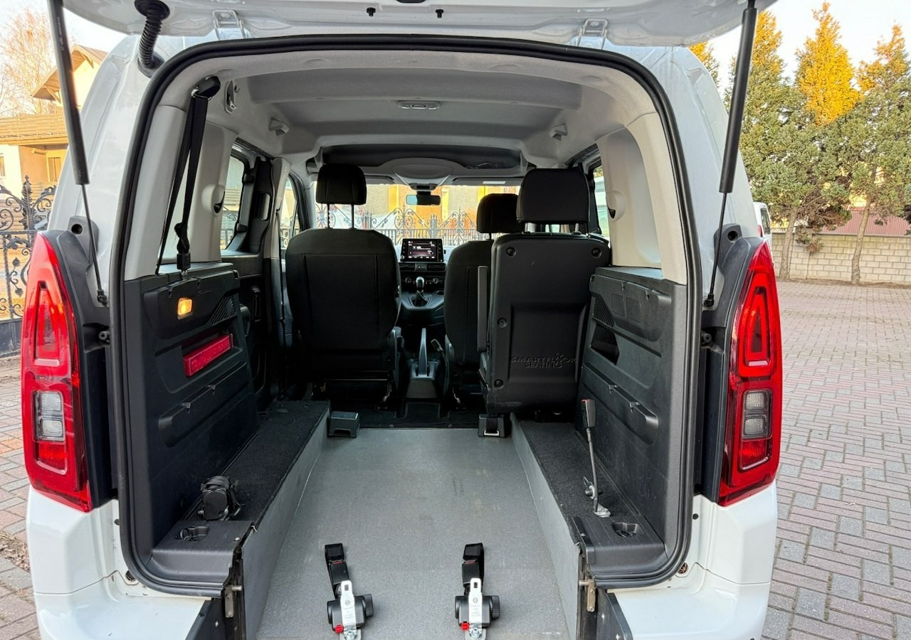 Opel Combo IV Combo Life Combo do przewozu Niepełnosprawnych inwalida rampa Model 2021 - Henkilöauto: kuva Opel Combo IV Combo Life Combo do przewozu Niepełnosprawnych inwalida rampa Model 2021 - Henkilöauto Opel Combo IV Combo Life Combo do przewozu Niepełnosprawnych inwalida rampa Model 2021 - Henkilöauto: kuva Opel Combo IV Combo Life Combo do przewozu Niepełnosprawnych inwalida rampa Model 2021 - Henkilöauto