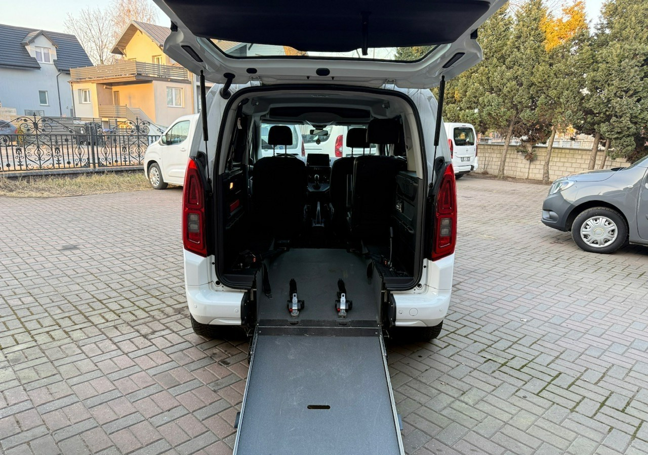 Opel Combo IV Combo Life Combo do przewozu Niepełnosprawnych inwalida rampa Model 2021 - Henkilöauto: kuva Opel Combo IV Combo Life Combo do przewozu Niepełnosprawnych inwalida rampa Model 2021 - Henkilöauto Opel Combo IV Combo Life Combo do przewozu Niepełnosprawnych inwalida rampa Model 2021 - Henkilöauto: kuva Opel Combo IV Combo Life Combo do przewozu Niepełnosprawnych inwalida rampa Model 2021 - Henkilöauto