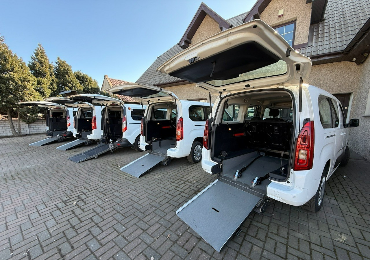 Opel Combo IV Combo Life Combo do przewozu Niepełnosprawnych inwalida rampa Model 2021 - Henkilöauto: kuva Opel Combo IV Combo Life Combo do przewozu Niepełnosprawnych inwalida rampa Model 2021 - Henkilöauto Opel Combo IV Combo Life Combo do przewozu Niepełnosprawnych inwalida rampa Model 2021 - Henkilöauto: kuva Opel Combo IV Combo Life Combo do przewozu Niepełnosprawnych inwalida rampa Model 2021 - Henkilöauto