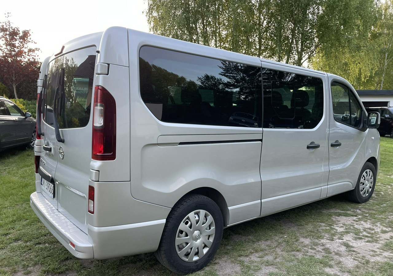 Opel Vivaro III Opel Vivaro 1.6-125KM Long 2x Klima Model 2019 - Henkilöauto: kuva Opel Vivaro III Opel Vivaro 1.6-125KM Long 2x Klima Model 2019 - Henkilöauto Opel Vivaro III Opel Vivaro 1.6-125KM Long 2x Klima Model 2019 - Henkilöauto: kuva Opel Vivaro III Opel Vivaro 1.6-125KM Long 2x Klima Model 2019 - Henkilöauto