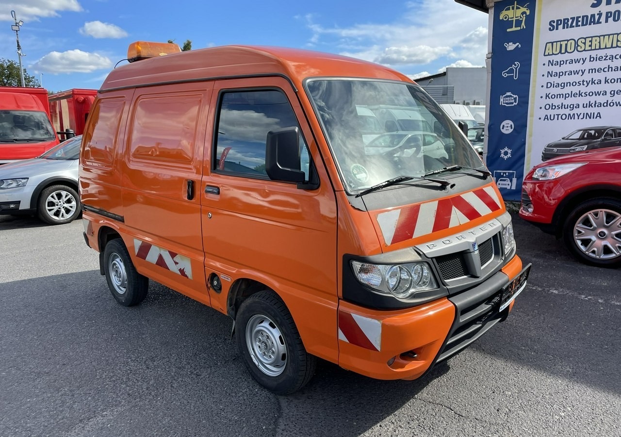 Piaggio Piaggio Porter Furgon 39348km 2x boczne drzwi 2012 - Pakettiauto: kuva Piaggio Piaggio Porter Furgon 39348km 2x boczne drzwi 2012 - Pakettiauto Piaggio Piaggio Porter Furgon 39348km 2x boczne drzwi 2012 - Pakettiauto: kuva Piaggio Piaggio Porter Furgon 39348km 2x boczne drzwi 2012 - Pakettiauto