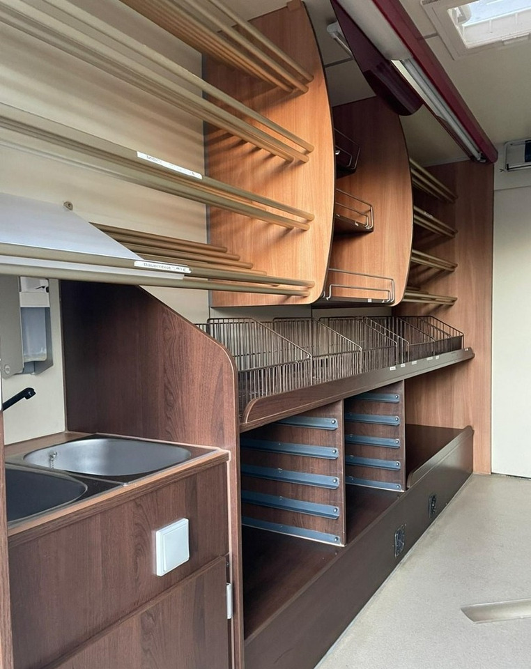 Renault Master Autosklep piecz Sklep Gastronomiczny Food Truck Foodtruck 117tkm Bor - Myyntiauto: kuva Renault Master Autosklep piecz Sklep Gastronomiczny Food Truck Foodtruck 117tkm Bor - Myyntiauto Renault Master Autosklep piecz Sklep Gastronomiczny Food Truck Foodtruck 117tkm Bor - Myyntiauto: kuva Renault Master Autosklep piecz Sklep Gastronomiczny Food Truck Foodtruck 117tkm Bor - Myyntiauto